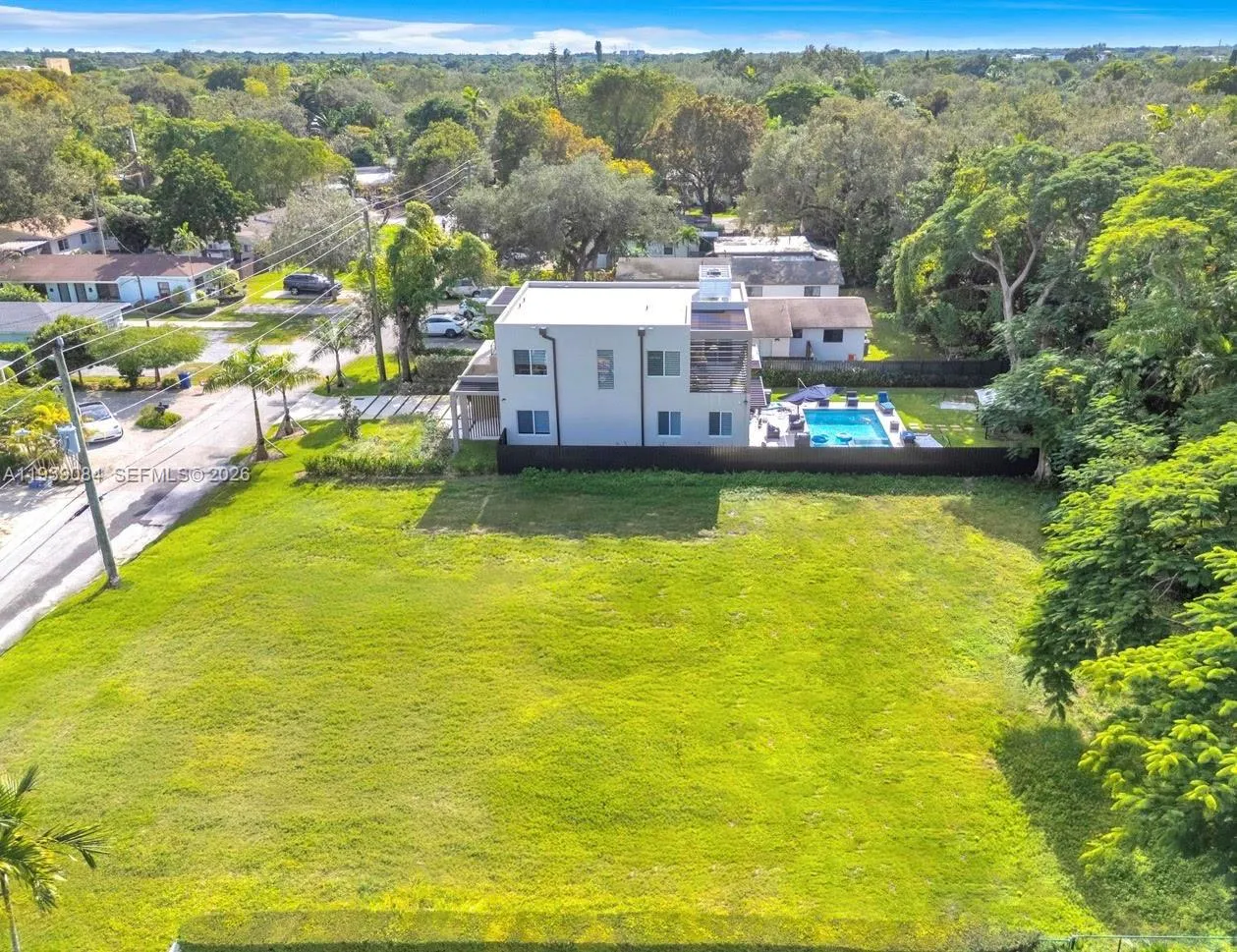 7240 SW 63rd Ct, South Miami FL 33143