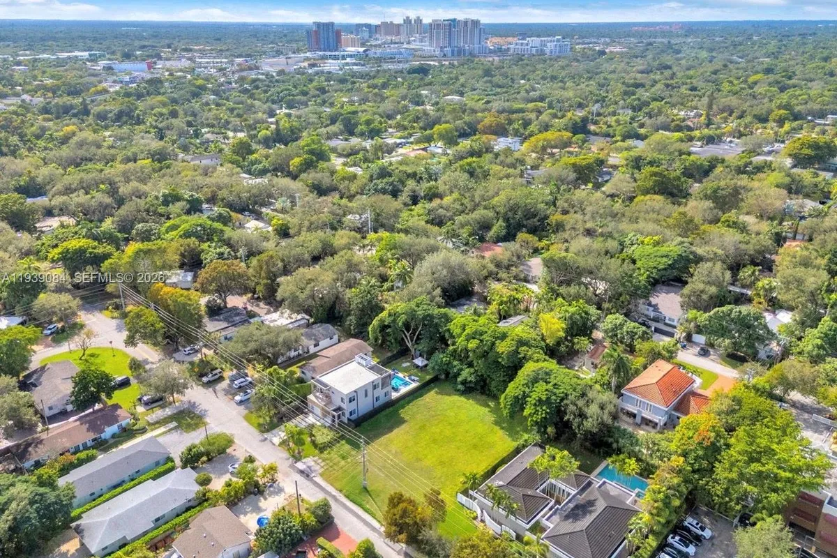 7240 SW 63rd Ct, South Miami FL 33143