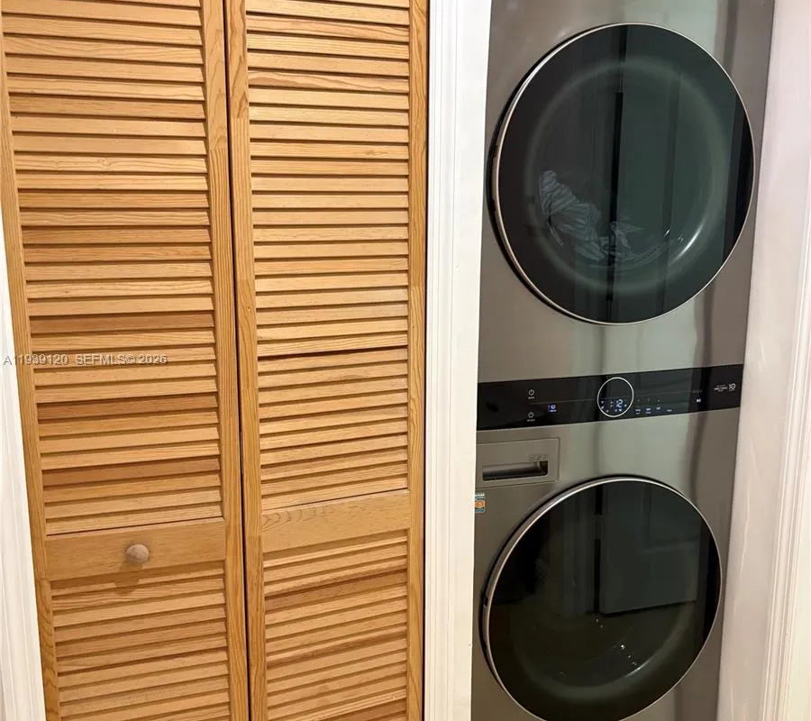 5555 SW Ludlam Rd # 105, South Miami FL 33155