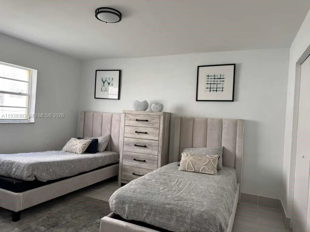 955 W 74 Street # 108, Hialeah FL 33012