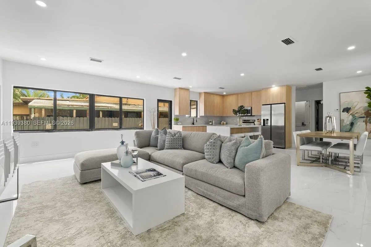 1741 SW 17th Ct, Miami FL 33145