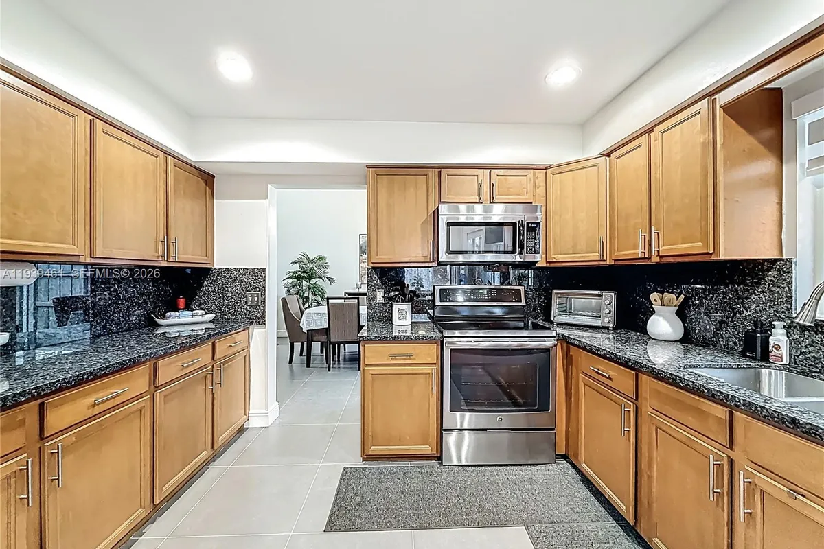 9530 SW 143rd Pl, Miami FL 33186