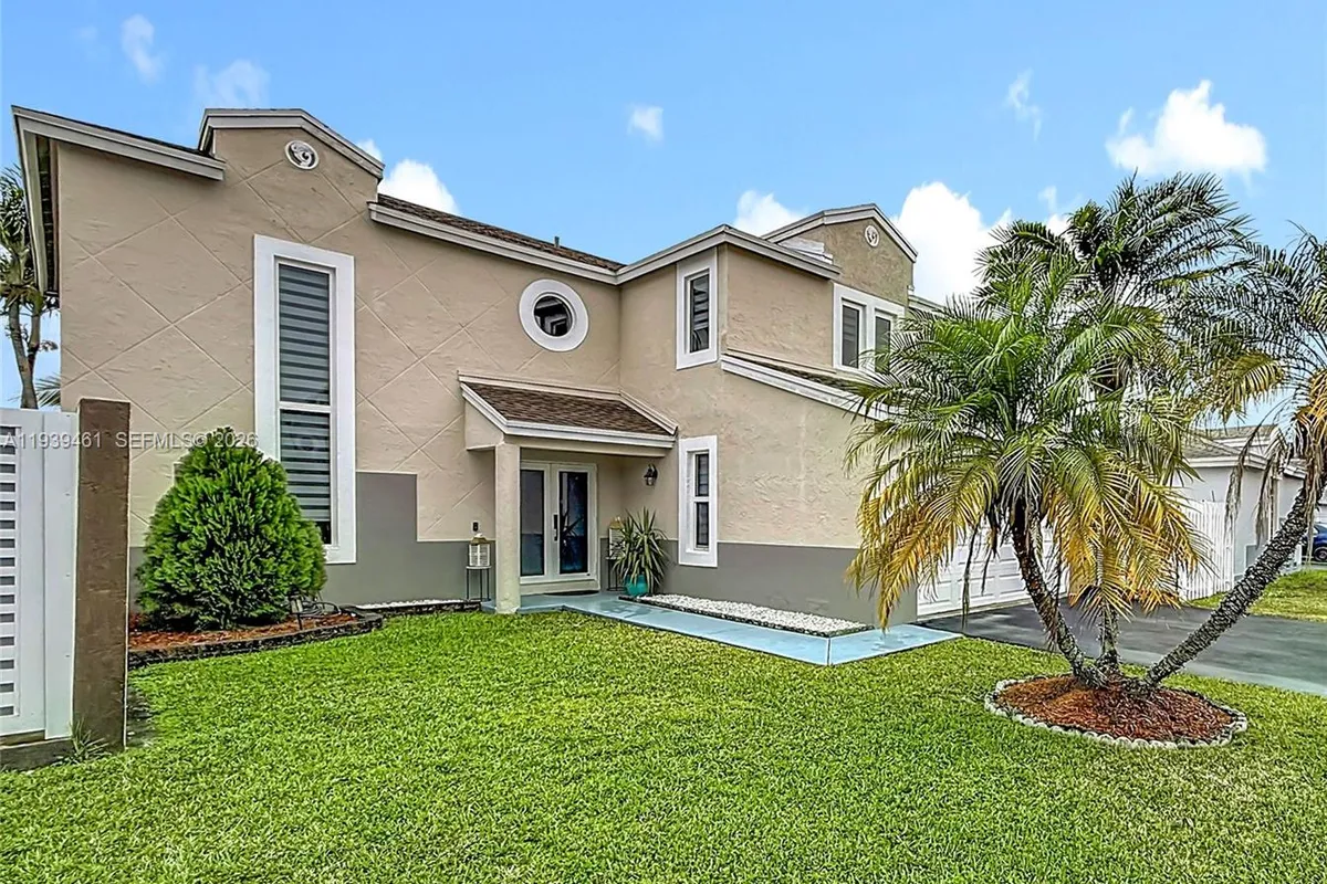 9530 SW 143rd Pl, Miami FL 33186