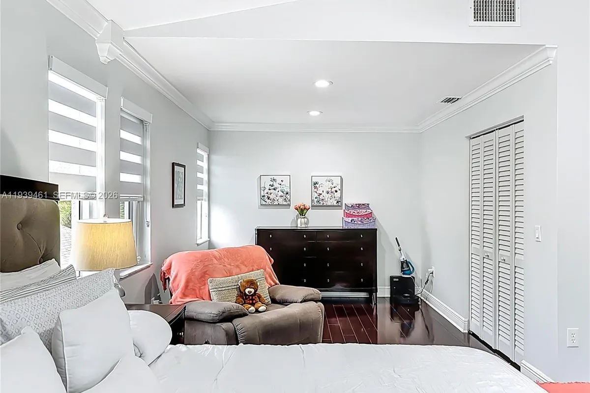 9530 SW 143rd Pl, Miami FL 33186