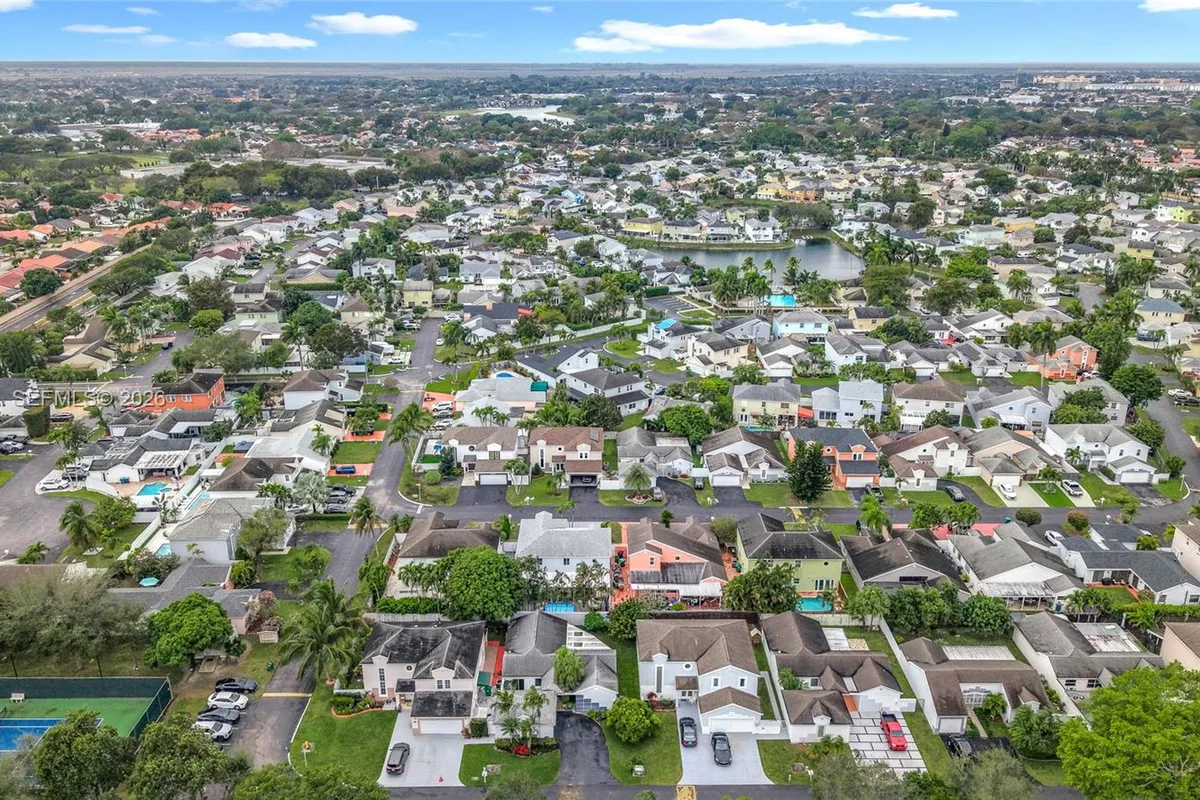 9530 SW 143rd Pl, Miami FL 33186