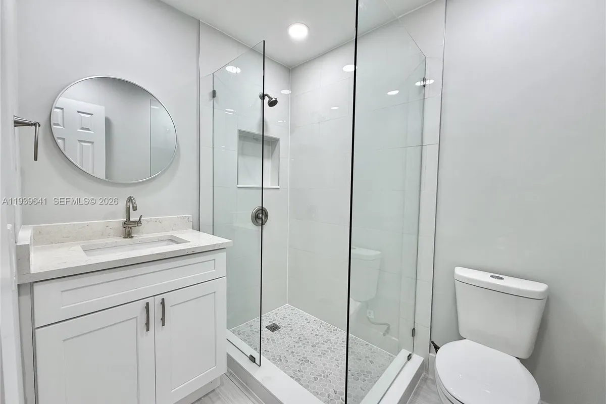 11240 SW 33rd Cir Pl, Miami FL 33165