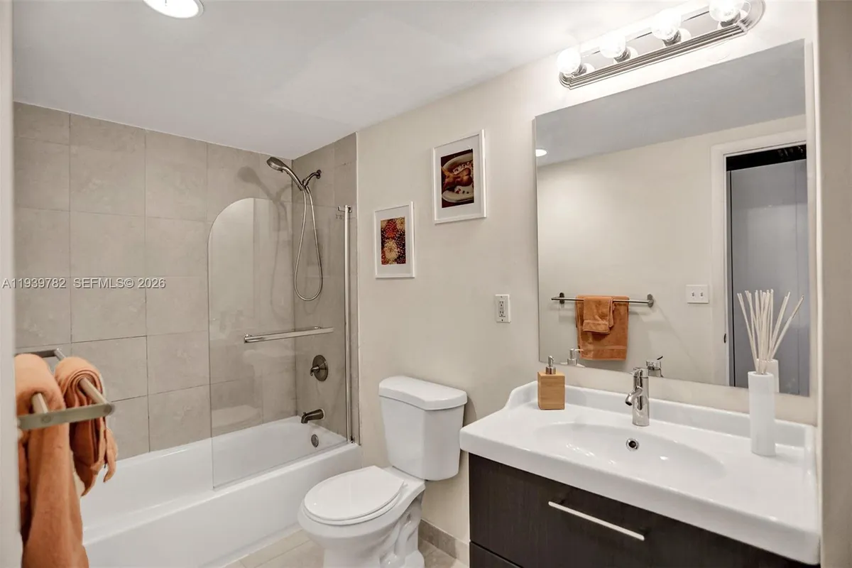 19390 Collins Ave # 302, Sunny Isles Beach FL 33160