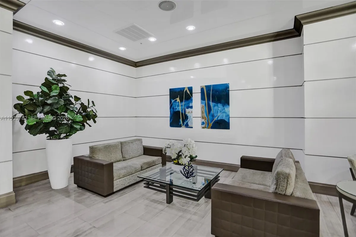 19390 Collins Ave # 302, Sunny Isles Beach FL 33160