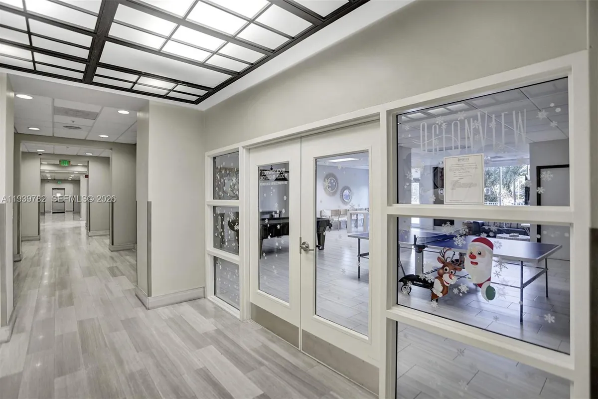 19390 Collins Ave # 302, Sunny Isles Beach FL 33160