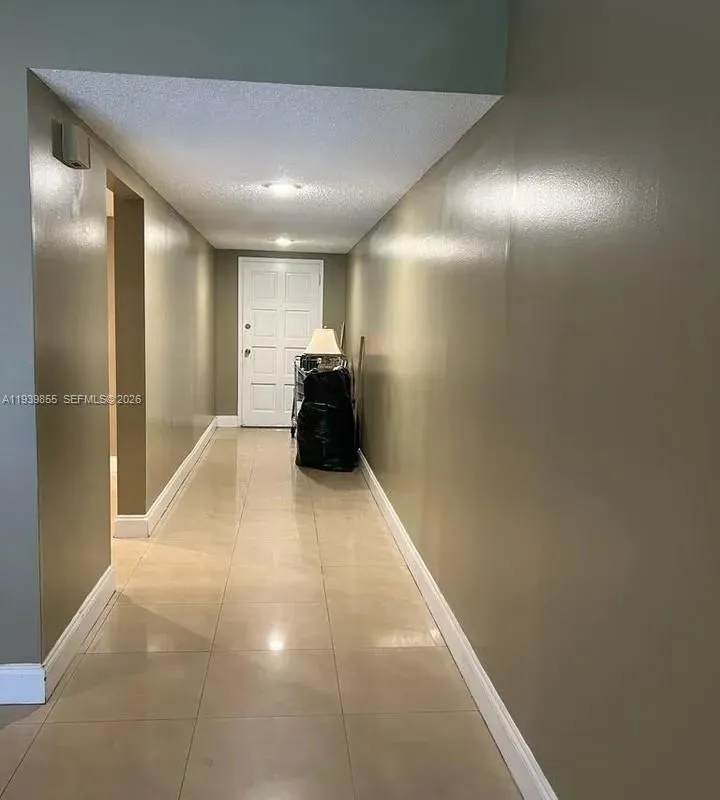 7552 Stirling Rd # 115, Davie FL 33024