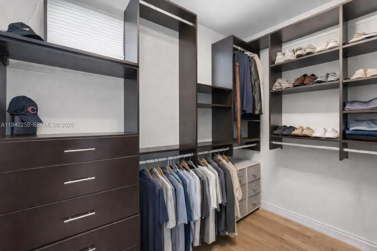 1317 NE 2nd St, Fort Lauderdale FL 33301