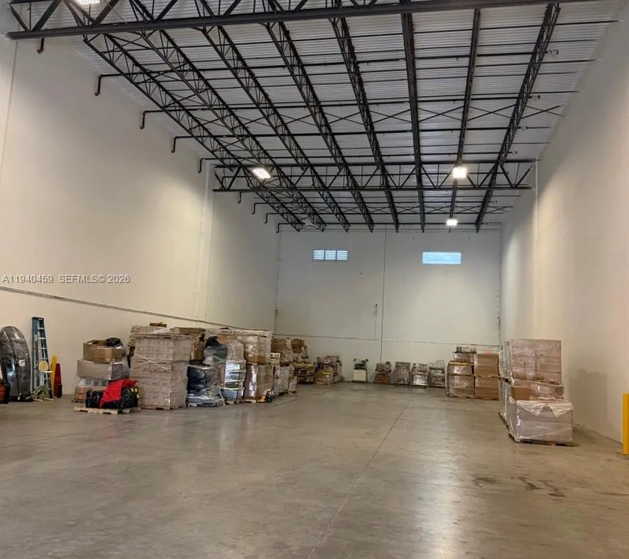 14001 NW 112th Ave, Hialeah Gardens FL 33018