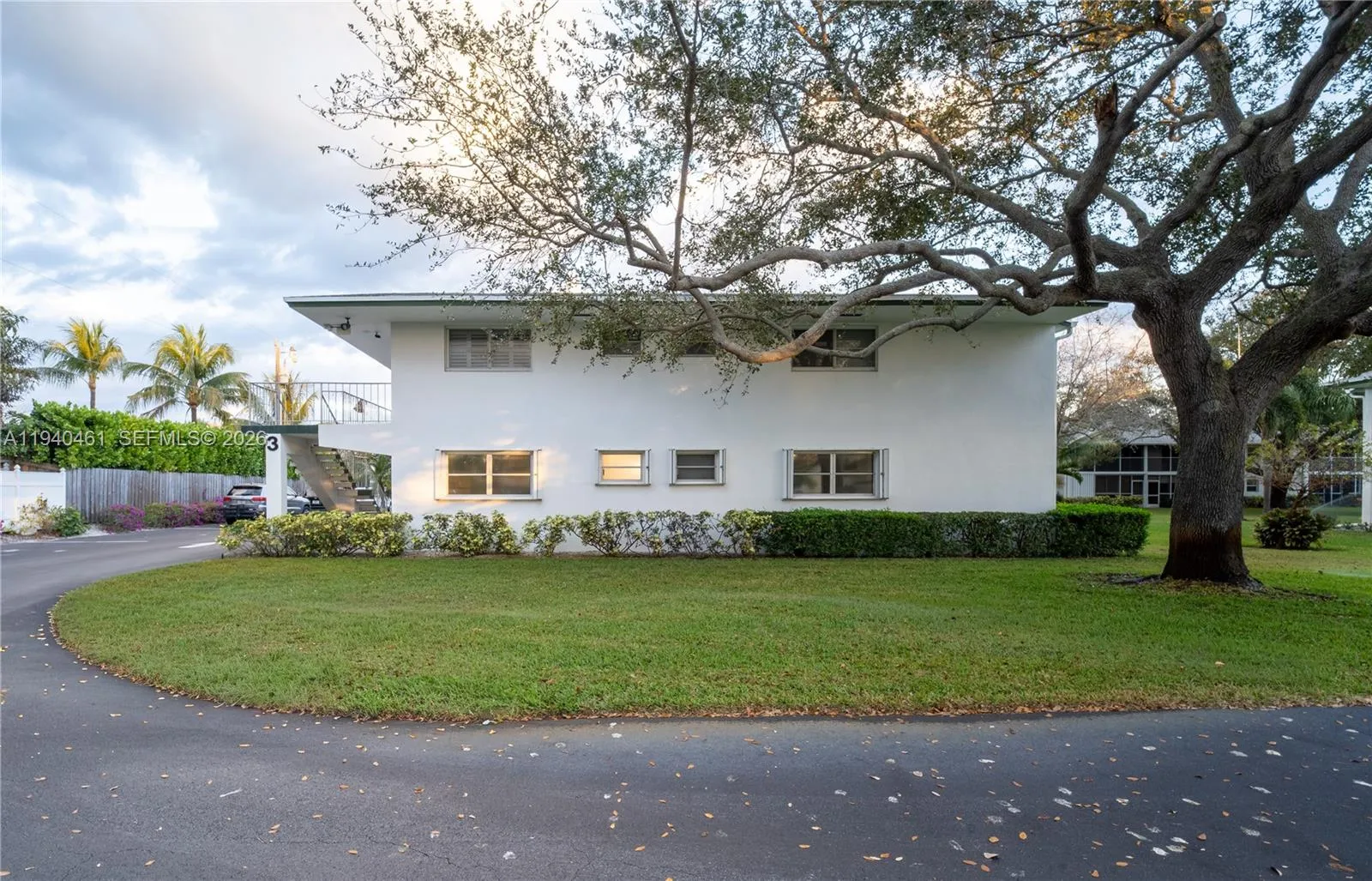 3 Westwood Ave # 101E, Tequesta FL 33469