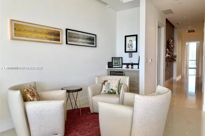 3300 NE 188th St, Aventura FL 33180