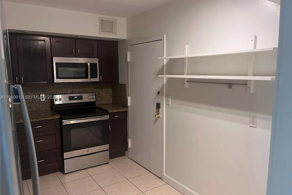 5750 Collins Ave # H, Miami Beach FL 33140