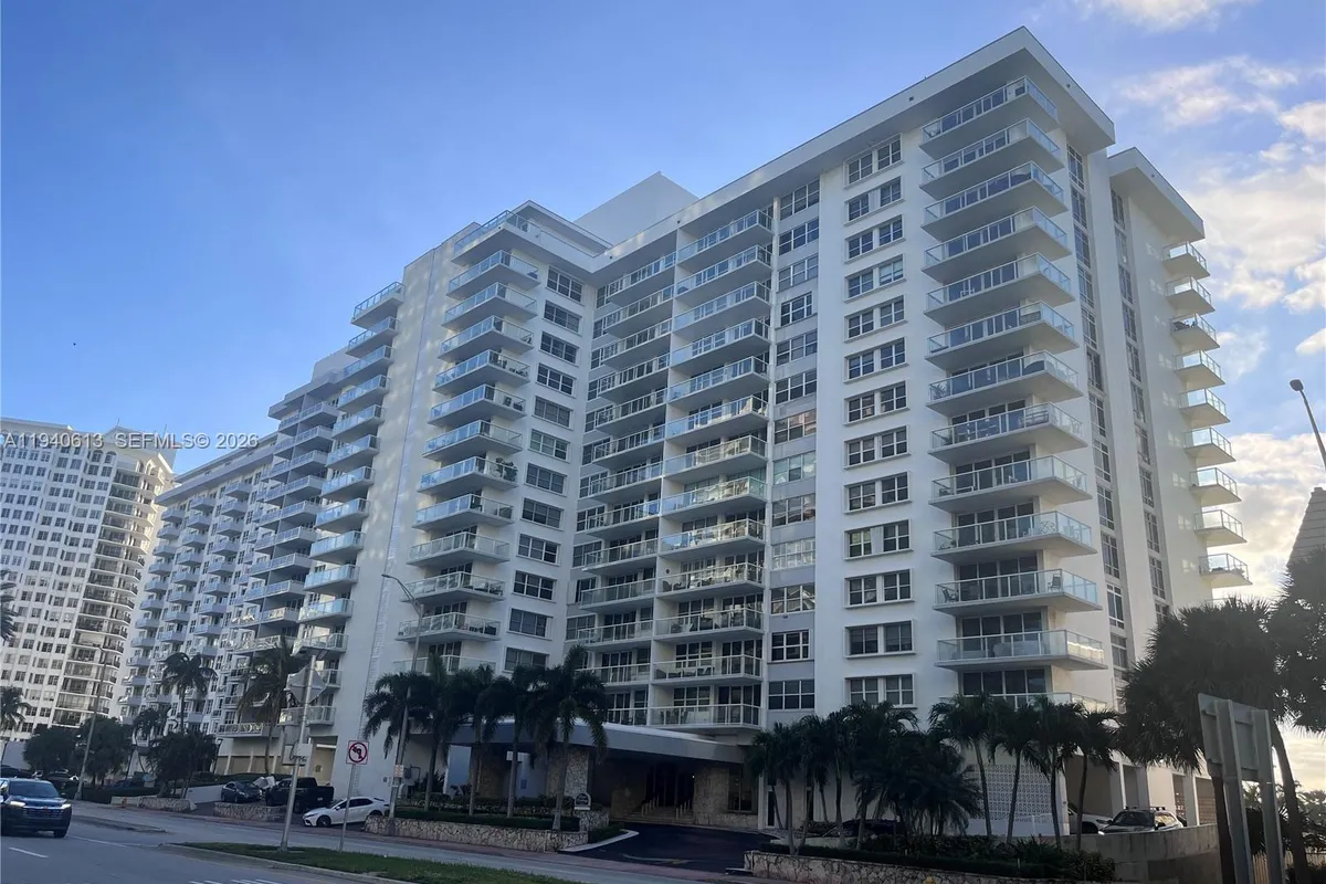 5750 Collins Ave # H, Miami Beach FL 33140