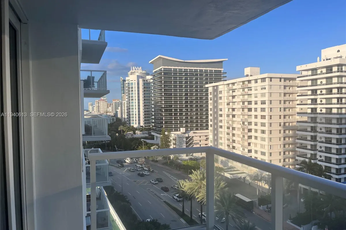 5750 Collins Ave # H, Miami Beach FL 33140