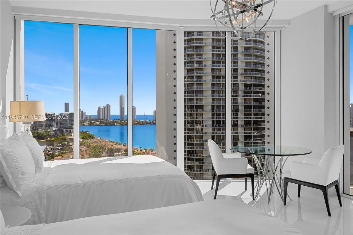 4100 Island Blvd # 1702, Aventura FL 33160