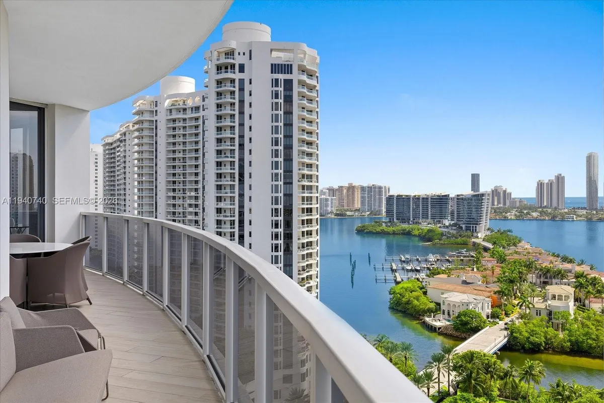 4100 Island Blvd # 1702, Aventura FL 33160