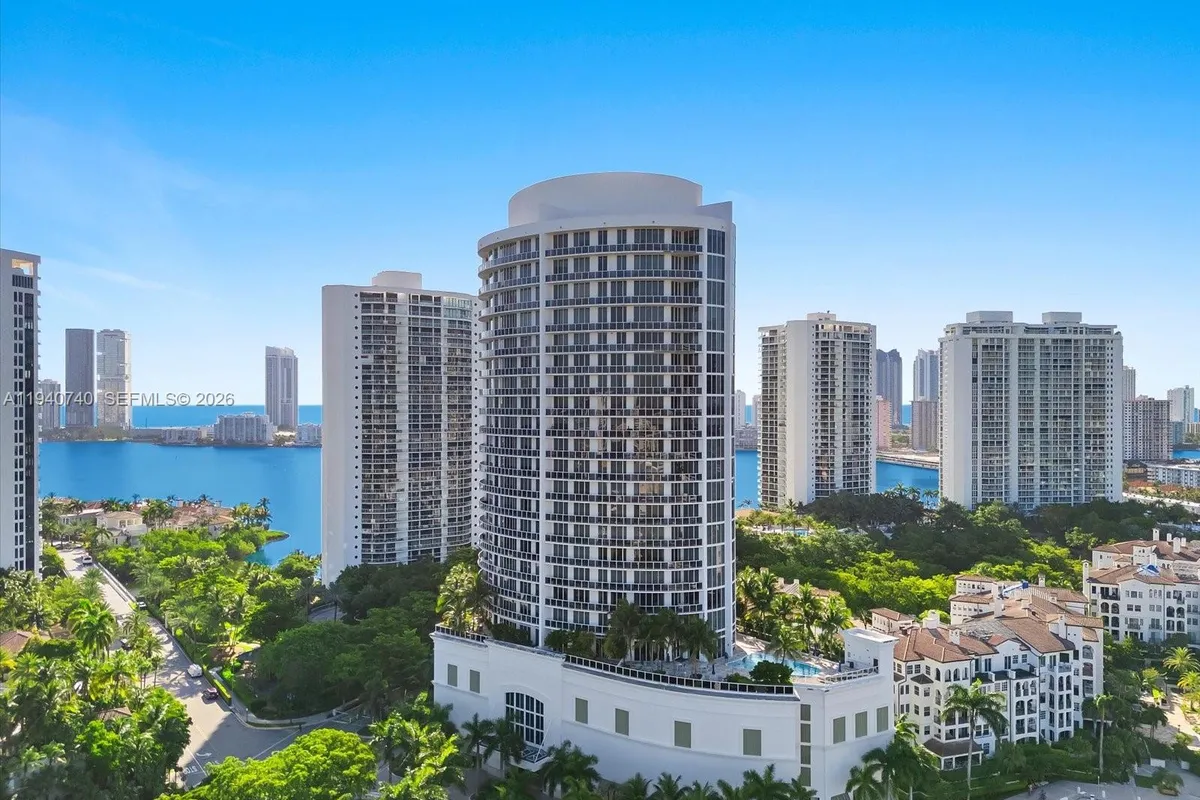4100 Island Blvd # 1702, Aventura FL 33160