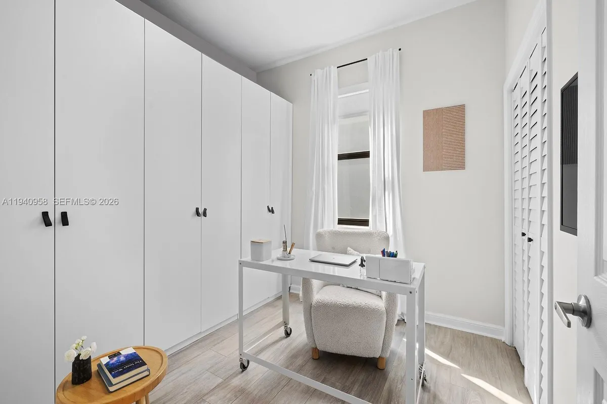 5864 SW 74th Ter # G, South Miami FL 33143