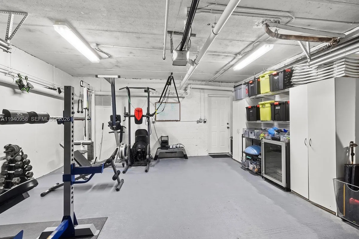 5864 SW 74th Ter # G, South Miami FL 33143