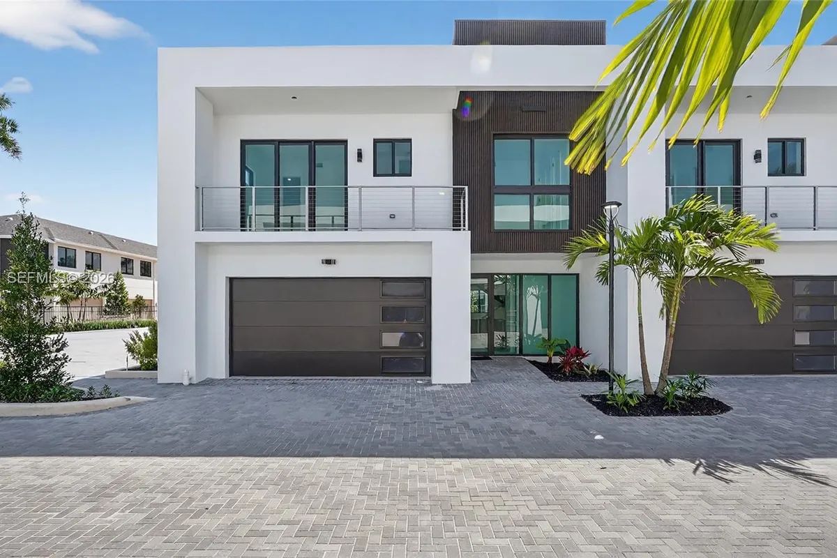 4656 SW 32nd Ave # B1, Dania Beach FL 33312