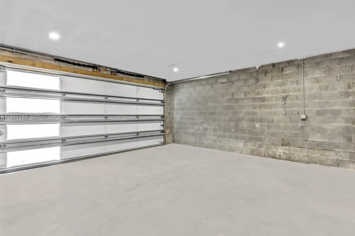 4656 SW 32nd Ave # B1, Dania Beach FL 33312