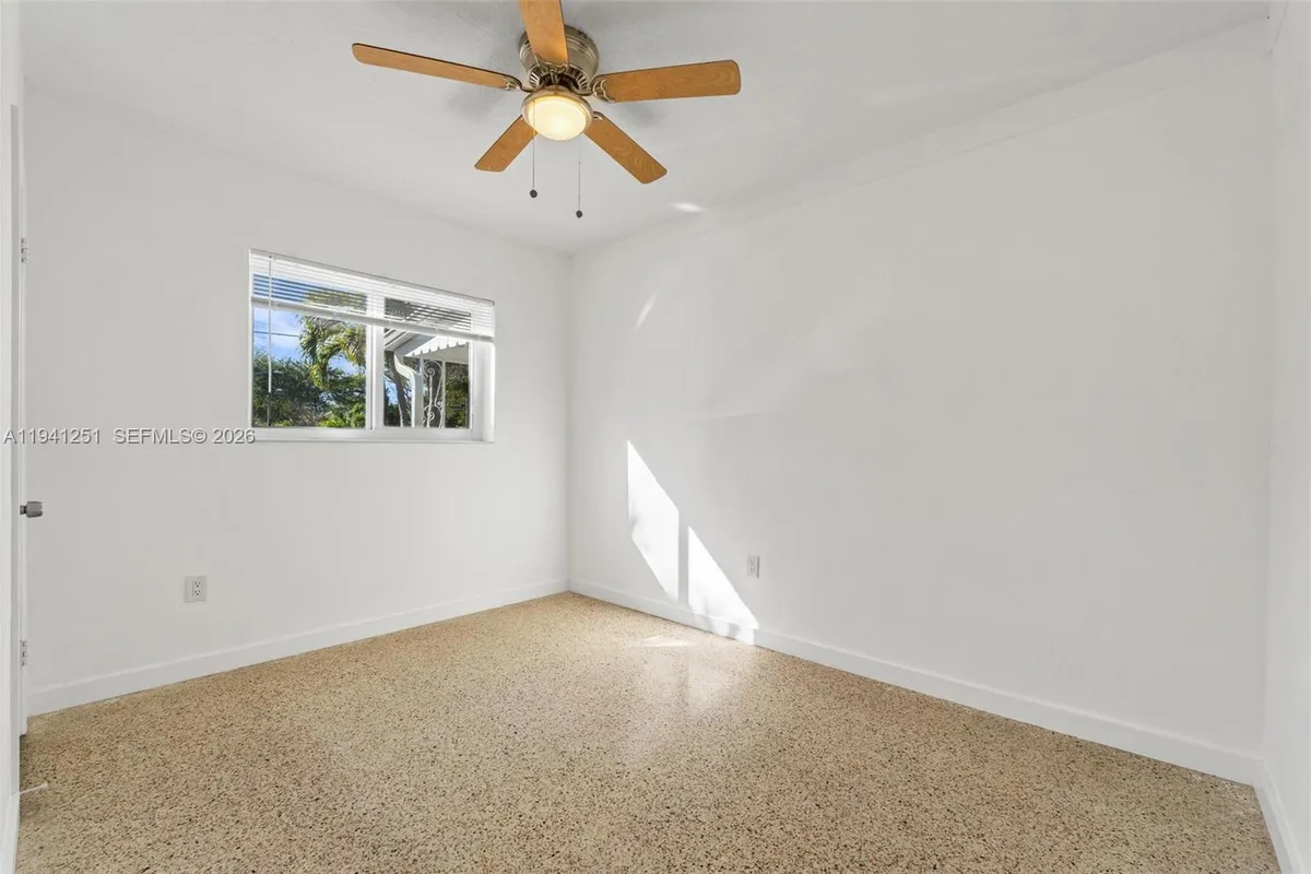 201 NE 169th St, North Miami Beach FL 33162