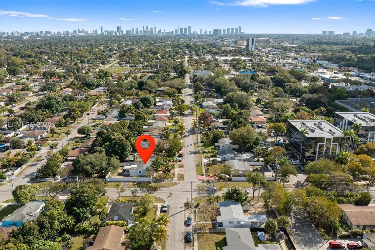201 NE 169th St, North Miami Beach FL 33162
