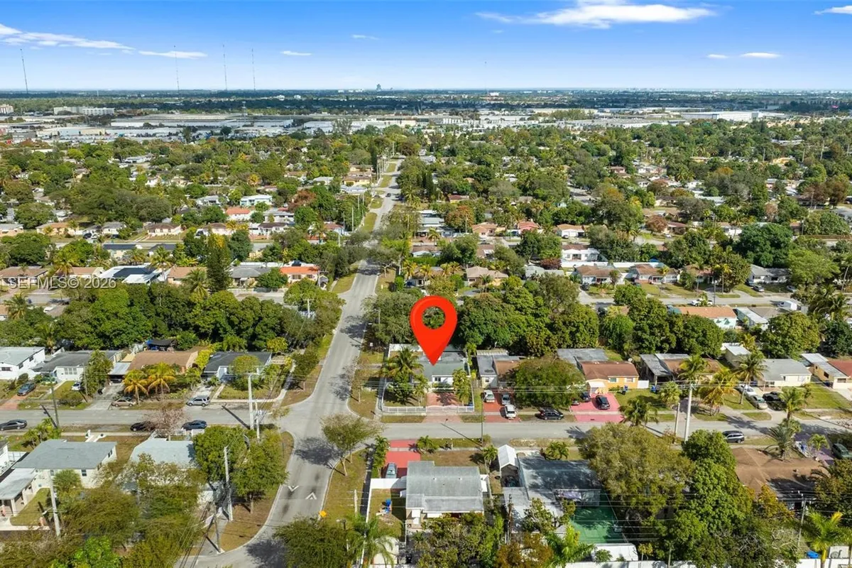 201 NE 169th St, North Miami Beach FL 33162
