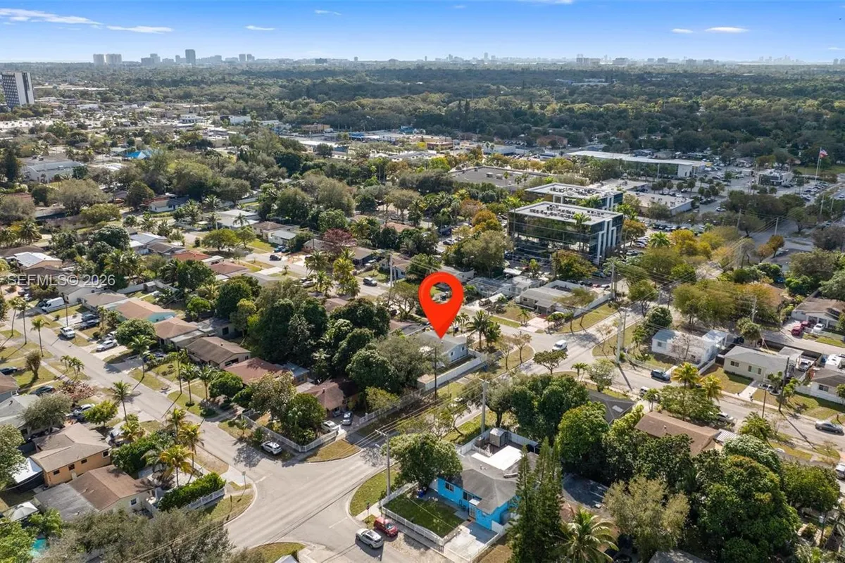 201 NE 169th St, North Miami Beach FL 33162