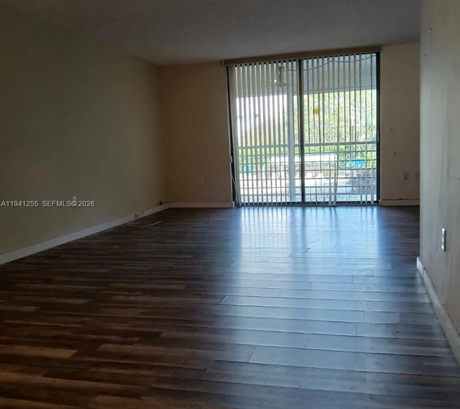 1300 Saint Charles Pl # 222, Pembroke Pines FL 33026