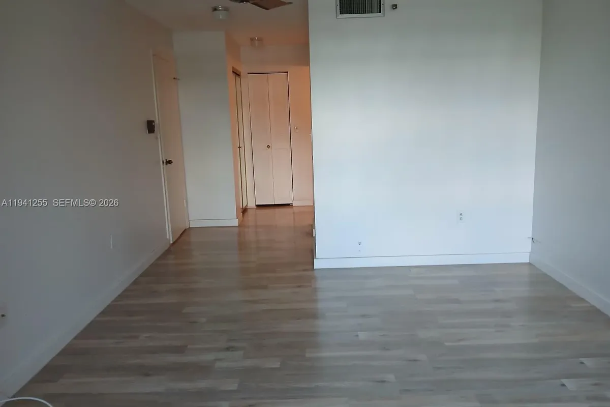 1300 Saint Charles Pl # 222, Pembroke Pines FL 33026