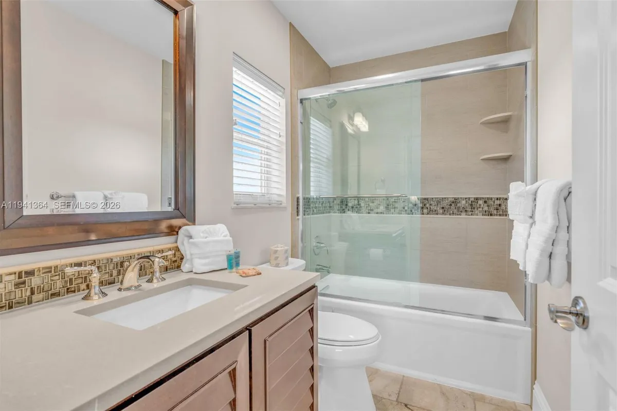 2394 Coco Plum, Marathon FL 33050