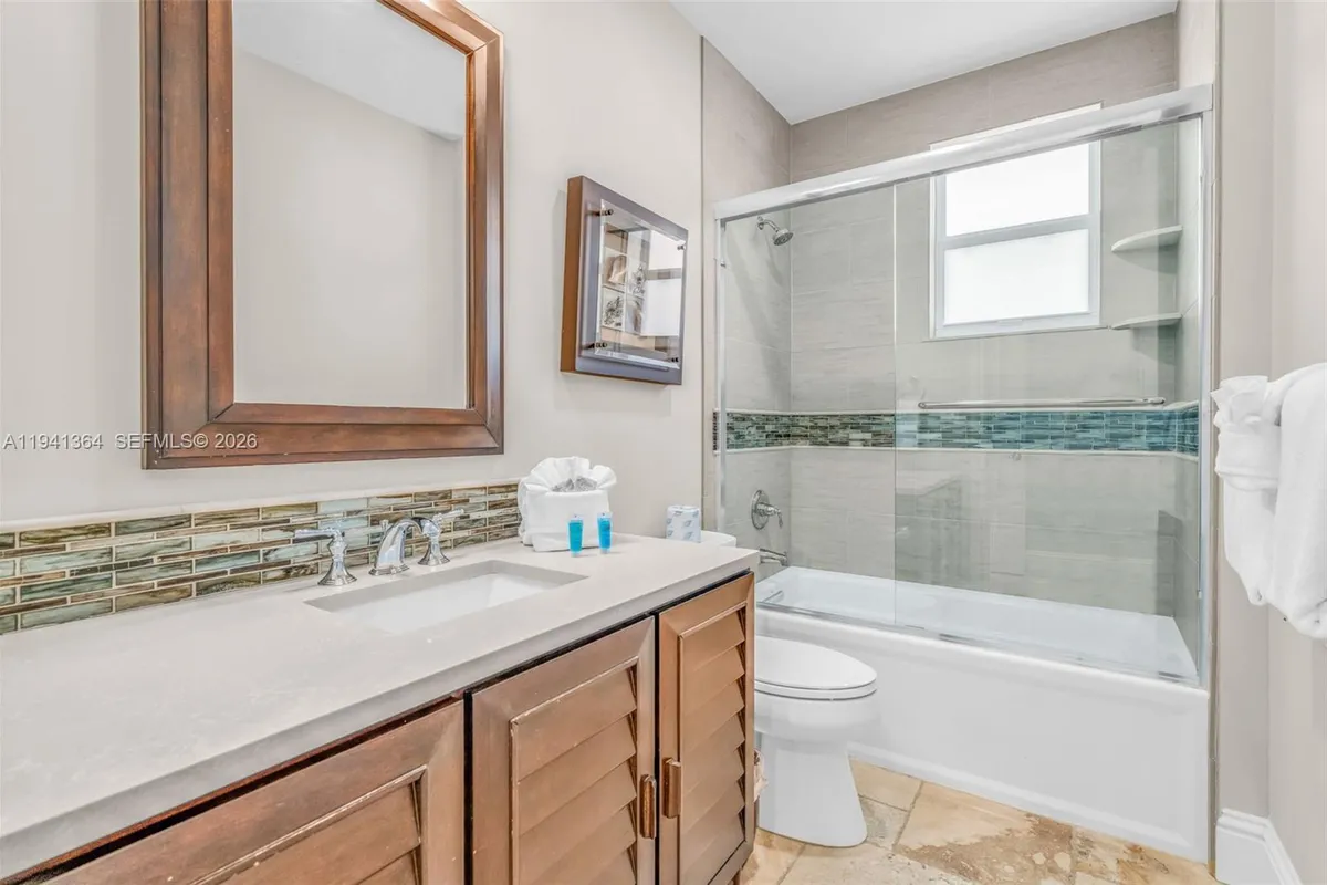 2394 Coco Plum, Marathon FL 33050