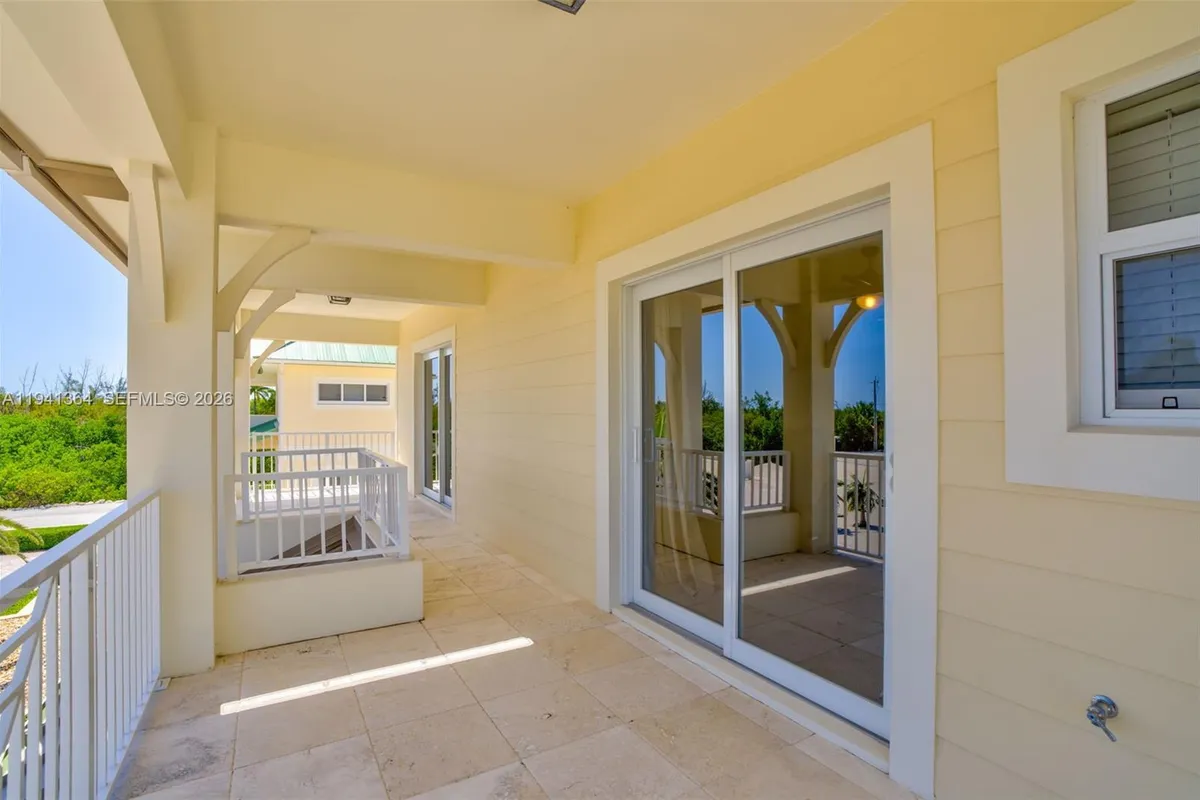 2394 Coco Plum, Marathon FL 33050