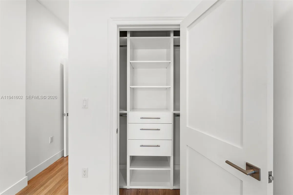 315 Santander Ave # 311, Coral Gables FL 33134