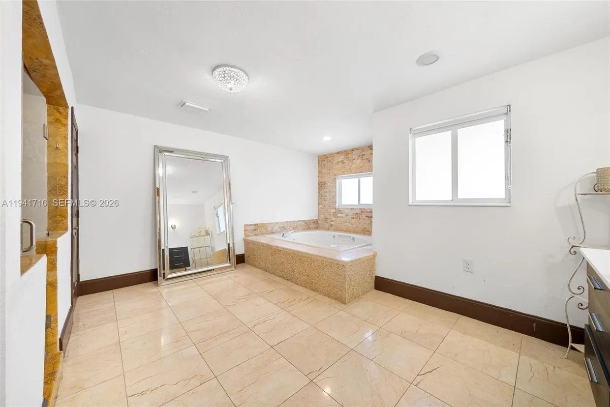 9461 SW 128th St, Miami FL 33176