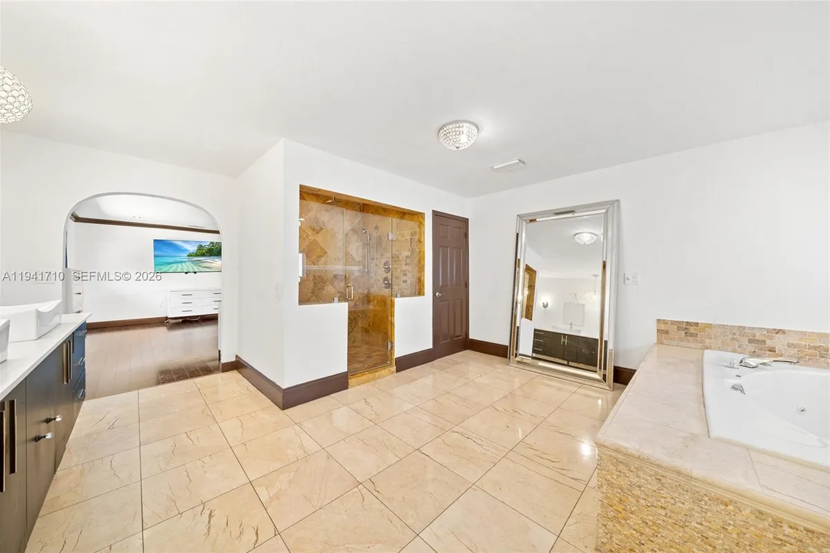 9461 SW 128th St, Miami FL 33176