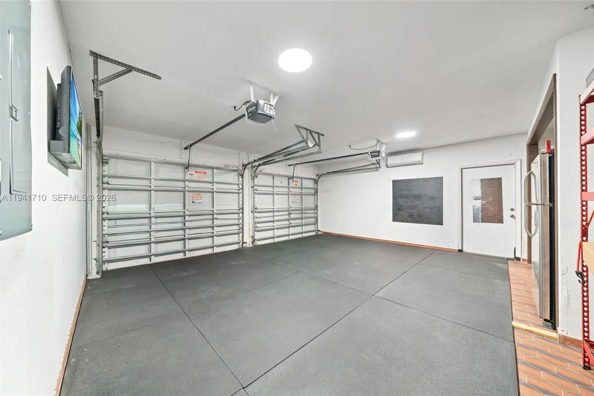 9461 SW 128th St, Miami FL 33176