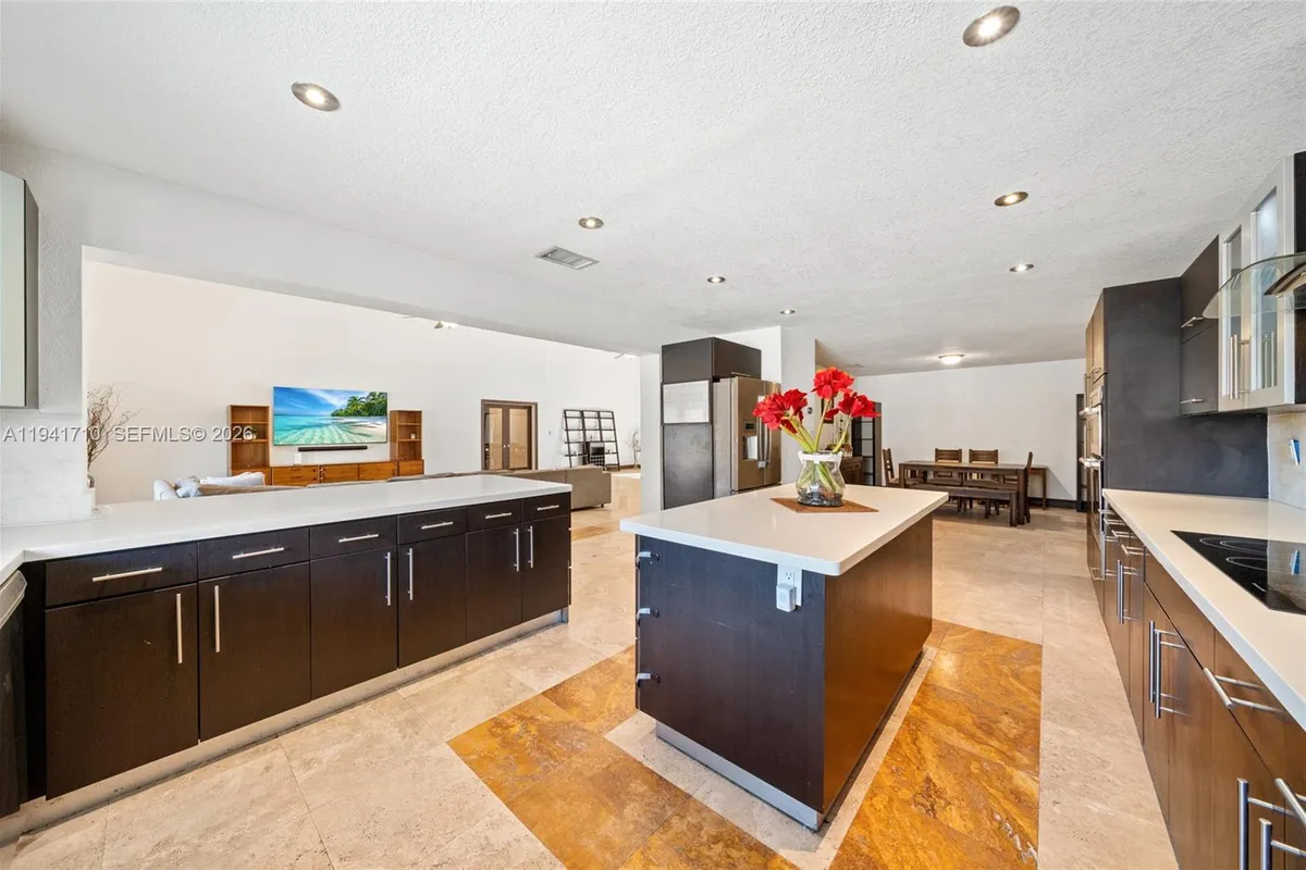 9461 SW 128th St, Miami FL 33176