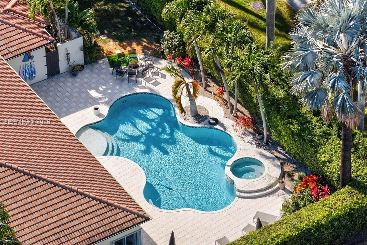 12530 SW 96th Ct, Miami FL 33176