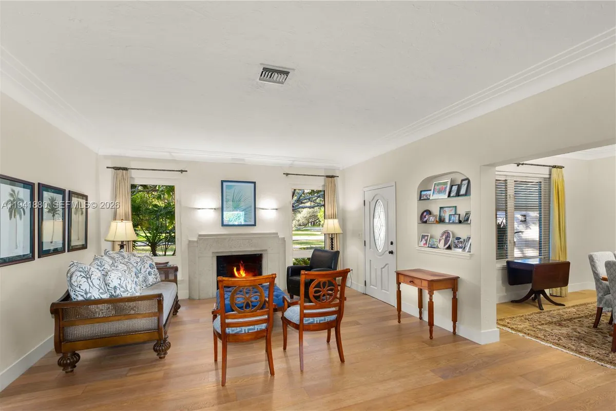 1901 Country Club Prado, Coral Gables FL 33134