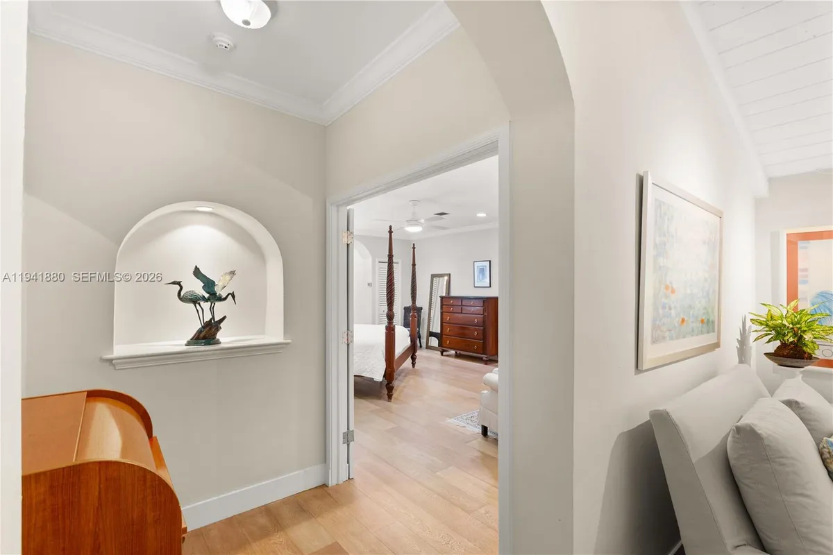 1901 Country Club Prado, Coral Gables FL 33134