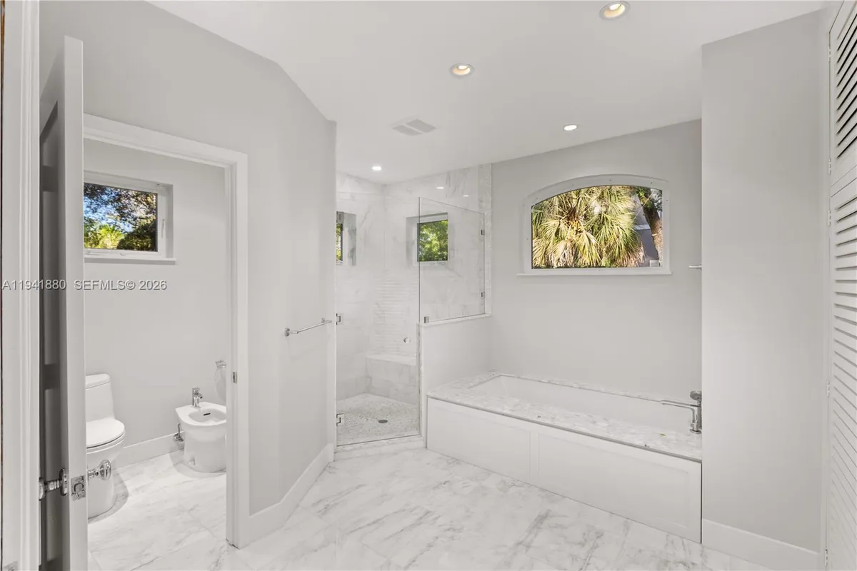 1901 Country Club Prado, Coral Gables FL 33134