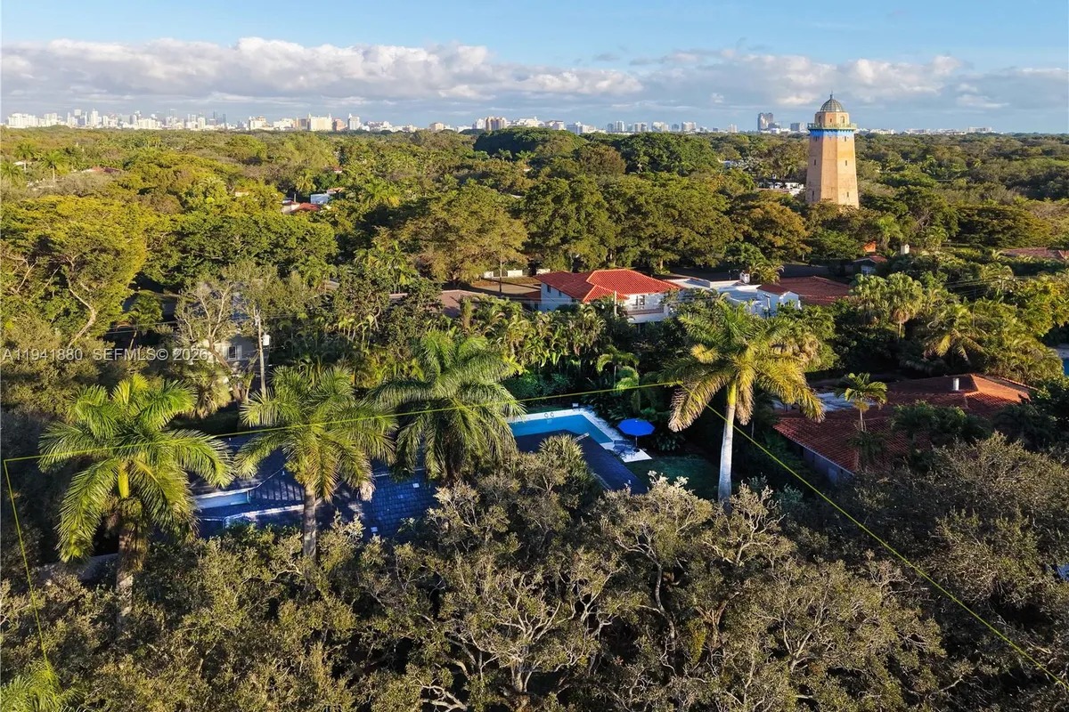 1901 Country Club Prado, Coral Gables FL 33134