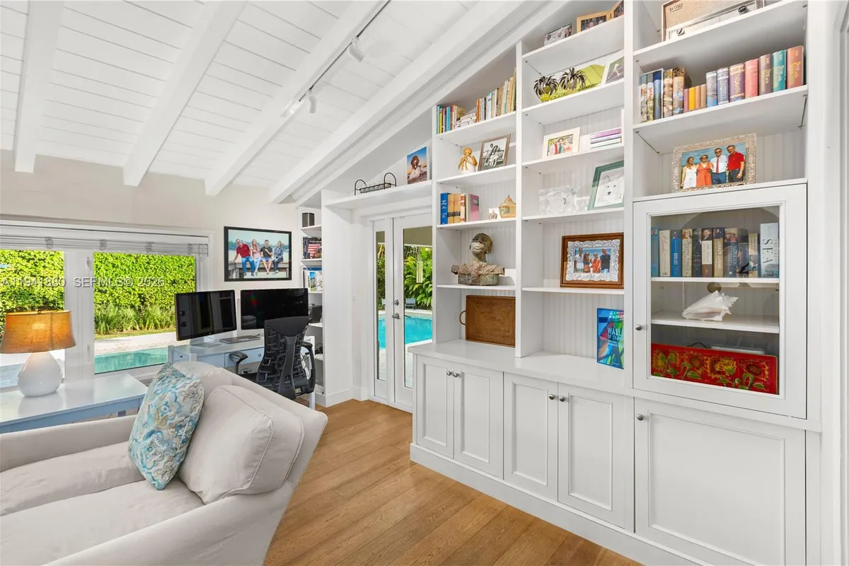 1901 Country Club Prado, Coral Gables FL 33134