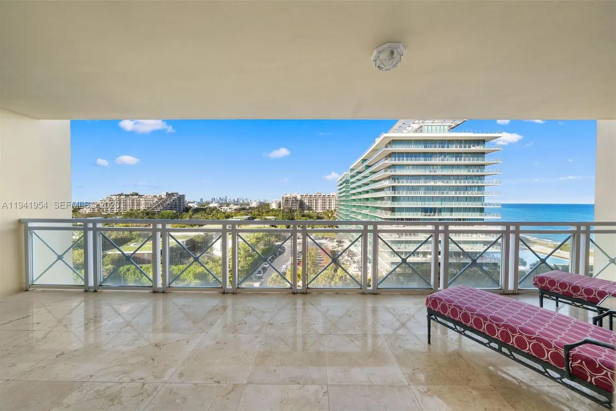 430 Grand Bay Dr # 904, Key Biscayne FL 33149