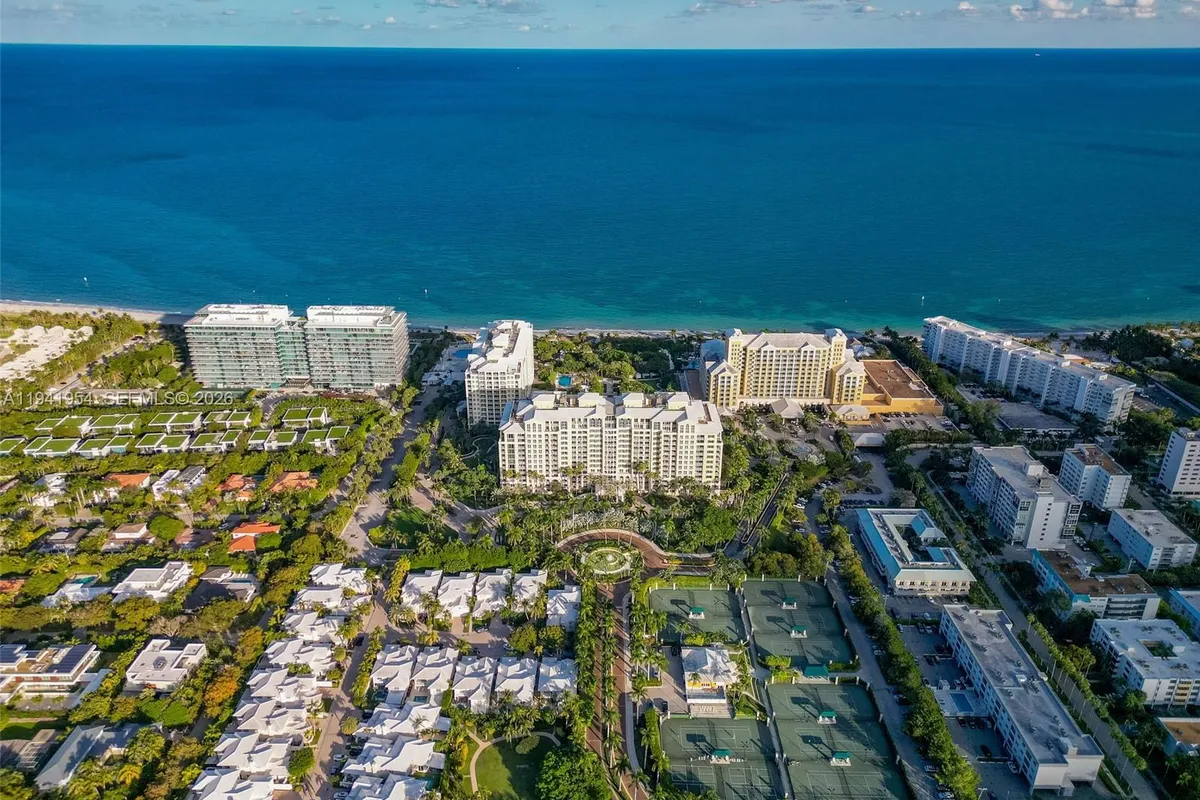 430 Grand Bay Dr # 904, Key Biscayne FL 33149